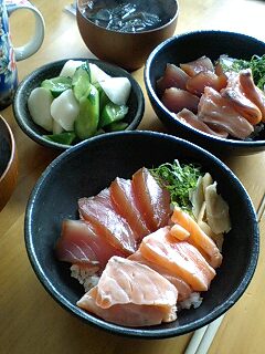 まぐろサーモン丼 by nekotano